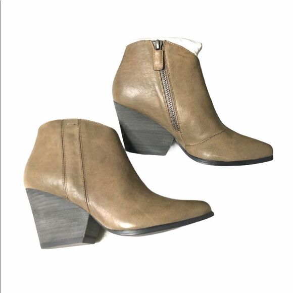 🚨 🆕 Eileen Fisher Dusk Trail Ankle Western Booties - Picture 3 of 10